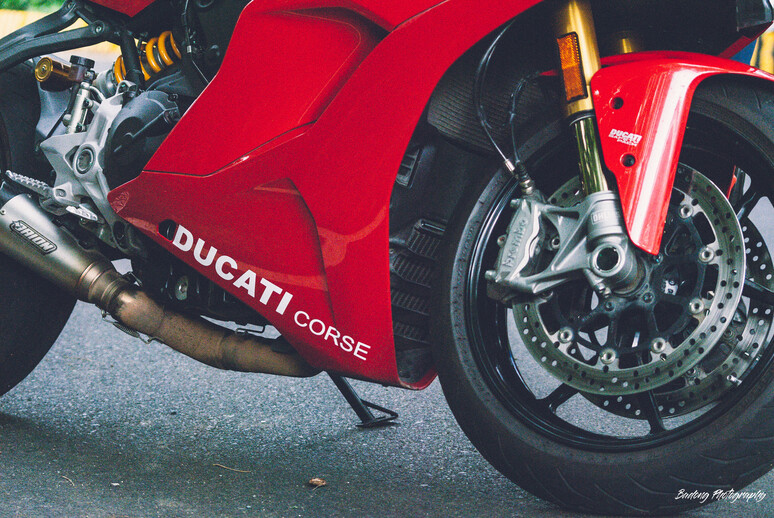 BIKE NIGHT ASIA BIKE OF THE WEEK: 2019 Ducati SuperSport S
